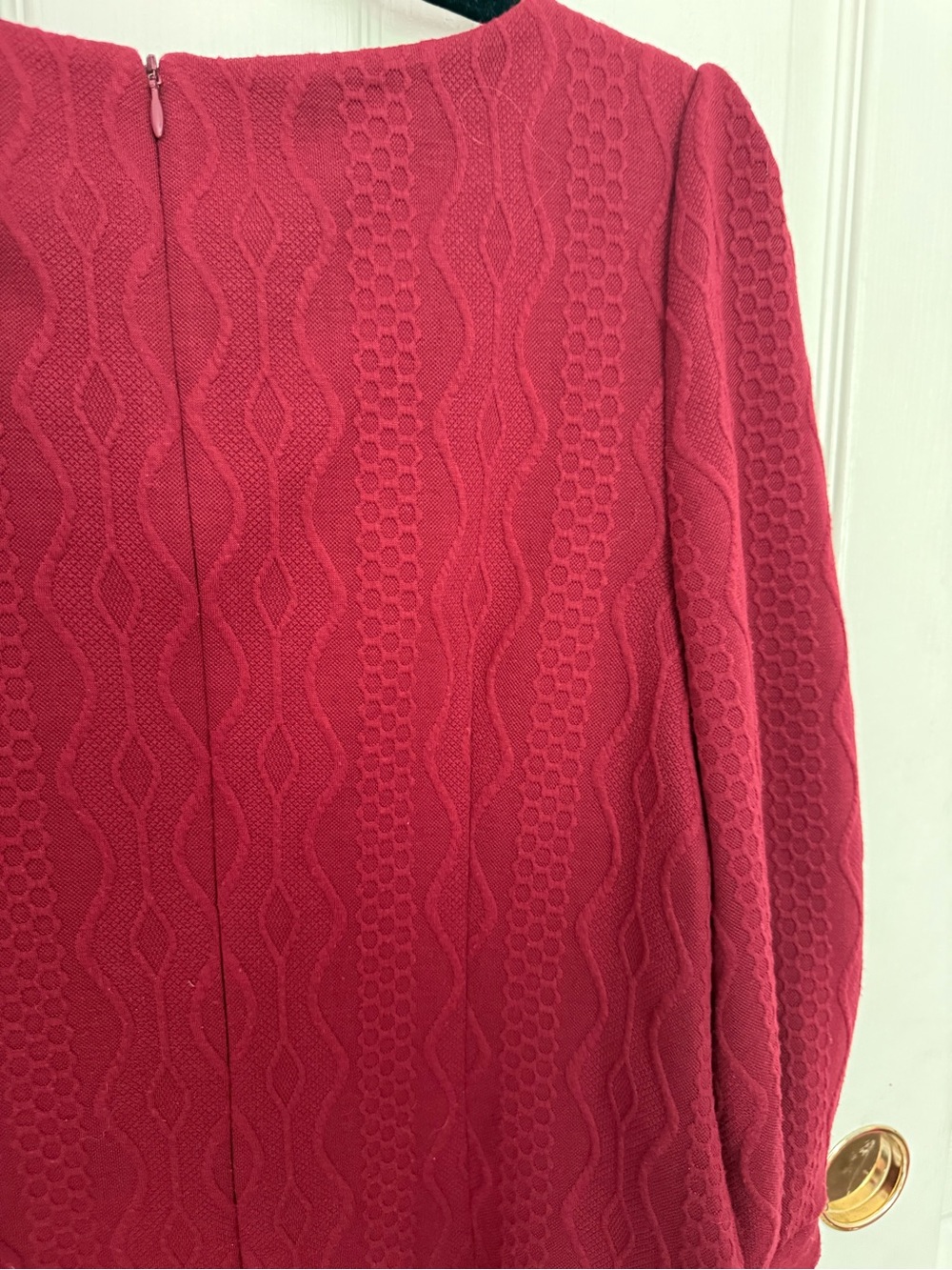Jessica Howard Raspberry Red Puff-Sleeve Shift Dress - Picture 5 of 5